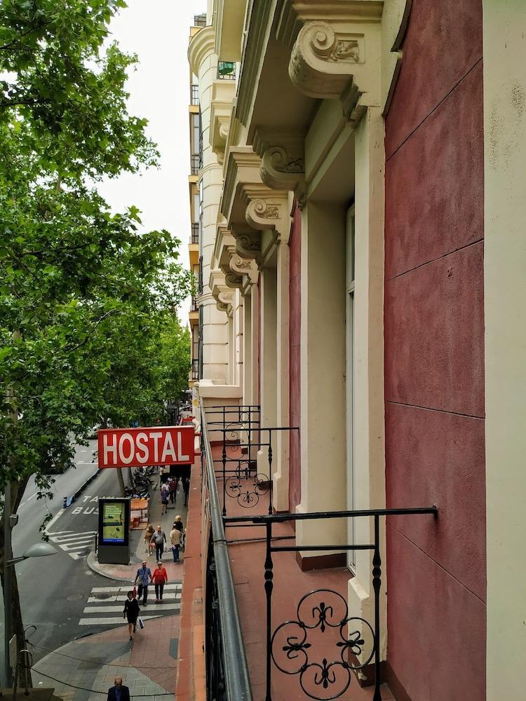Hostal Abitum 마드리드 외부 사진